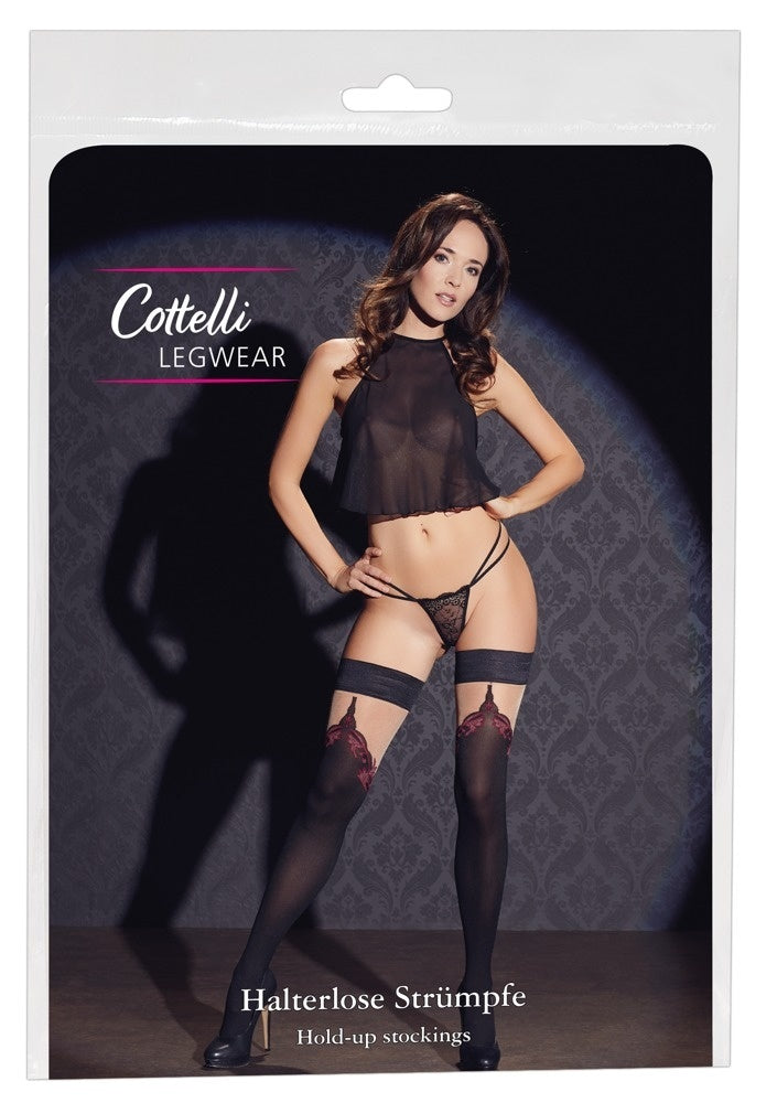 Calze in un sofisticato look sopra il ginocchio
