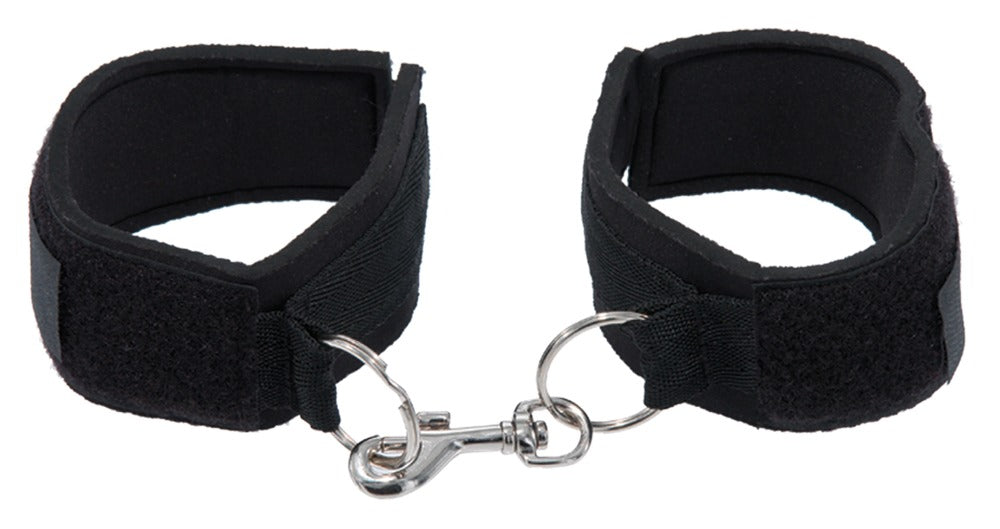 05432840000-2-First-Timer’s Cuffs-2