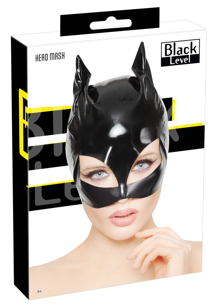 --Kopfmaske aus Lack-